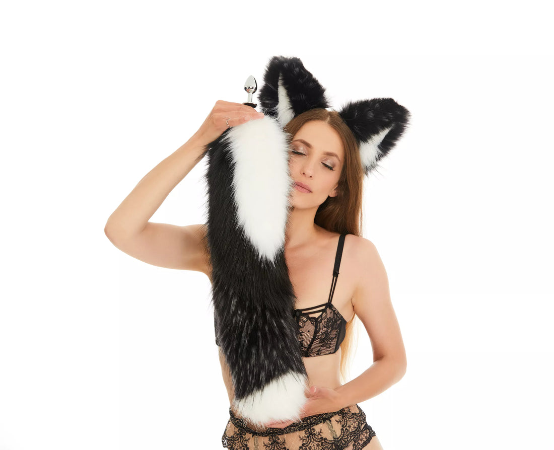 Multicolor Tail Butt Plugs white black silver 25"