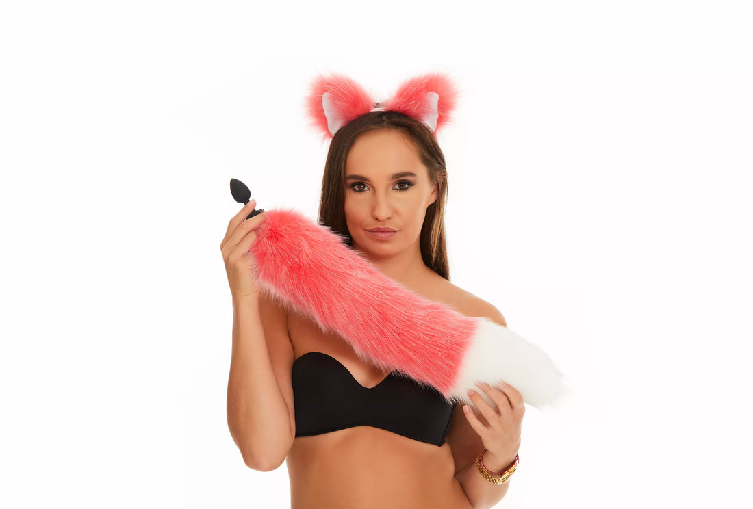 Tail butt plug pink with white tip 19"