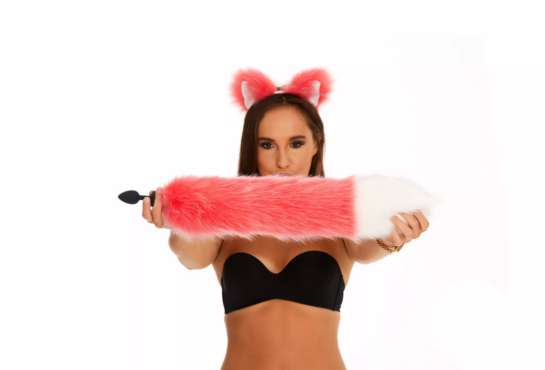 Tail butt plug pink with white tip 19"