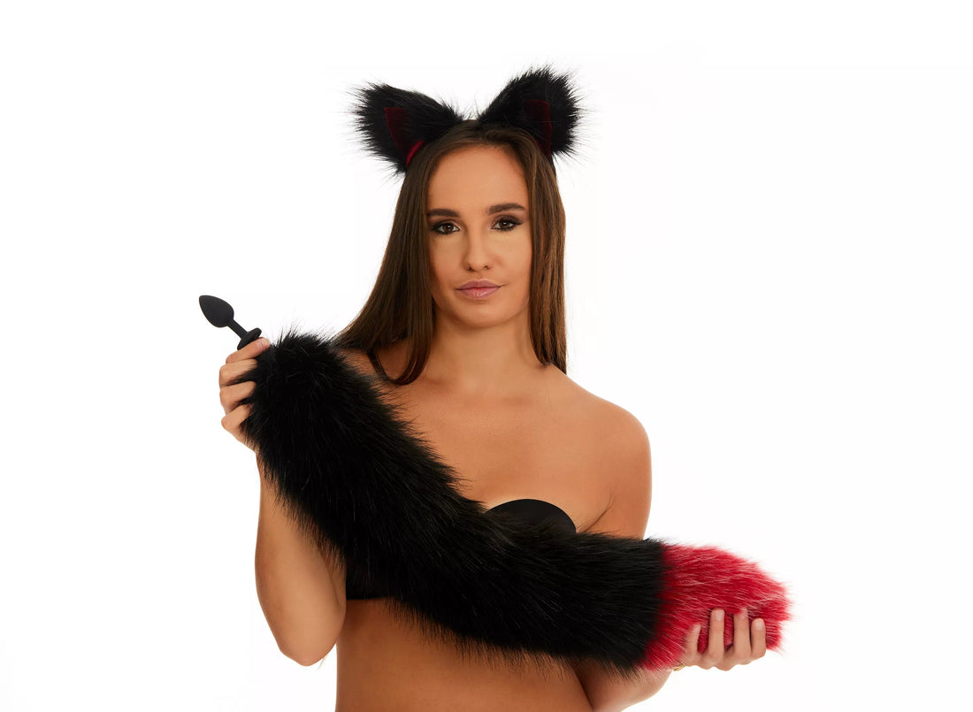 Tail Butt Plug black with red tip 25"