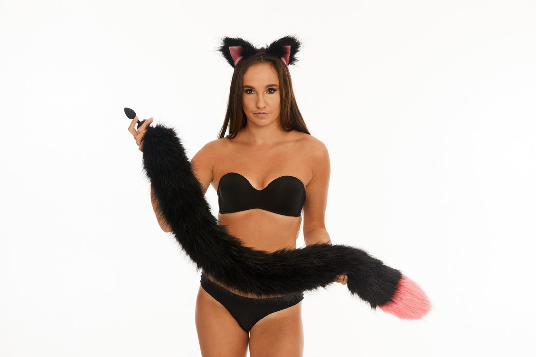 Tail butt plug black with bright pink tip  40"