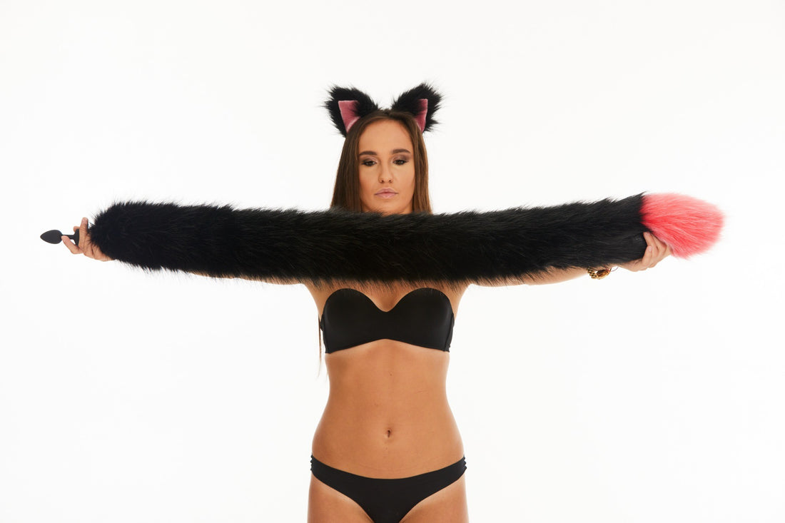 Tail butt plug black with bright pink tip  40"