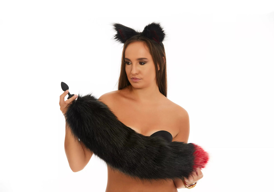 Fluffy Tail Butt Plugs black with red tip 25"