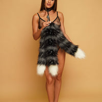 Kitsune tail silver with white tip 29" - OKOVA