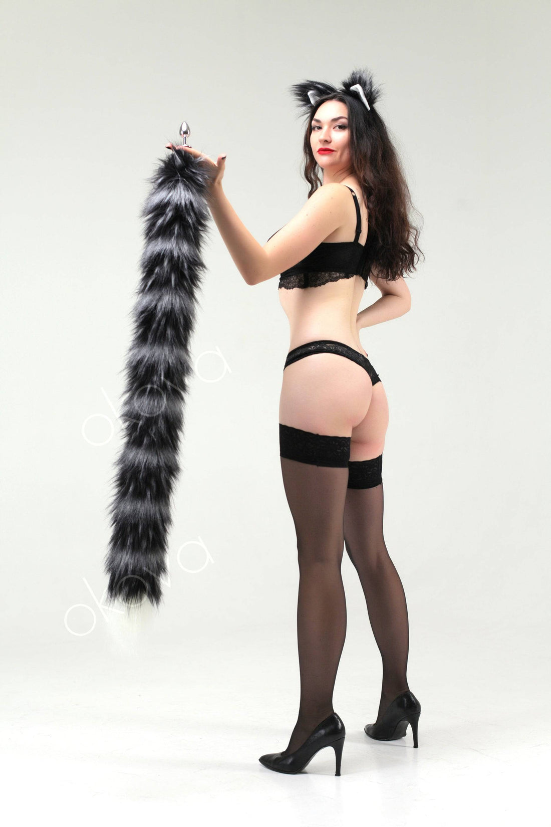 Fox tail butt plug silver with white tip 40" - OKOVA