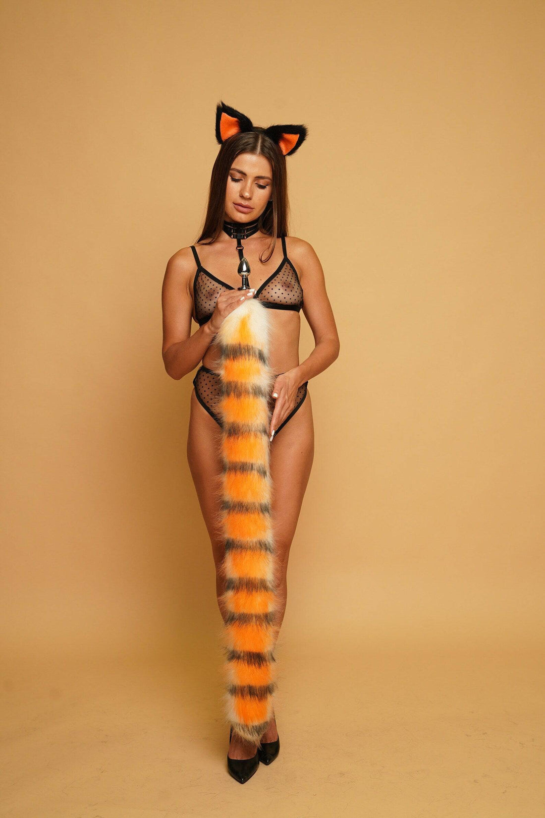 Tiger tail butt plug 40" - OKOVA